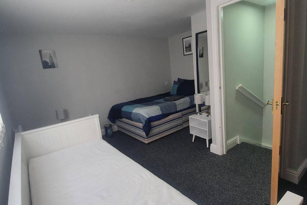 1 Bedroom Flat, Sleeps Up To 5Ppl, City Center Κάρντιφ Εξωτερικό φωτογραφία